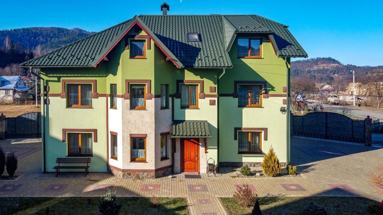 Emerald House Mykulytschyn Exterior foto
