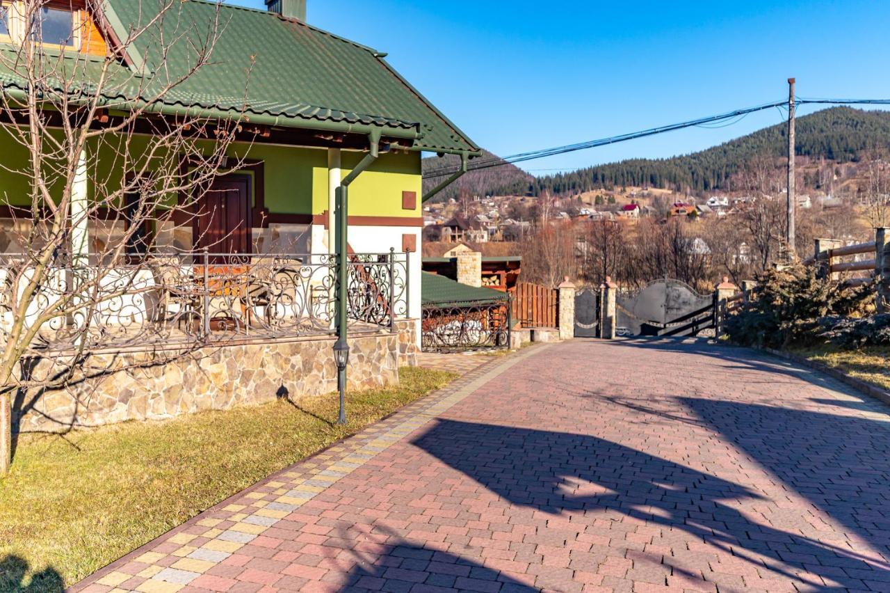 Emerald House Mykulytschyn Exterior foto