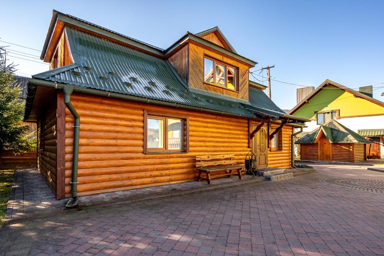 Emerald House Mykulytschyn Exterior foto