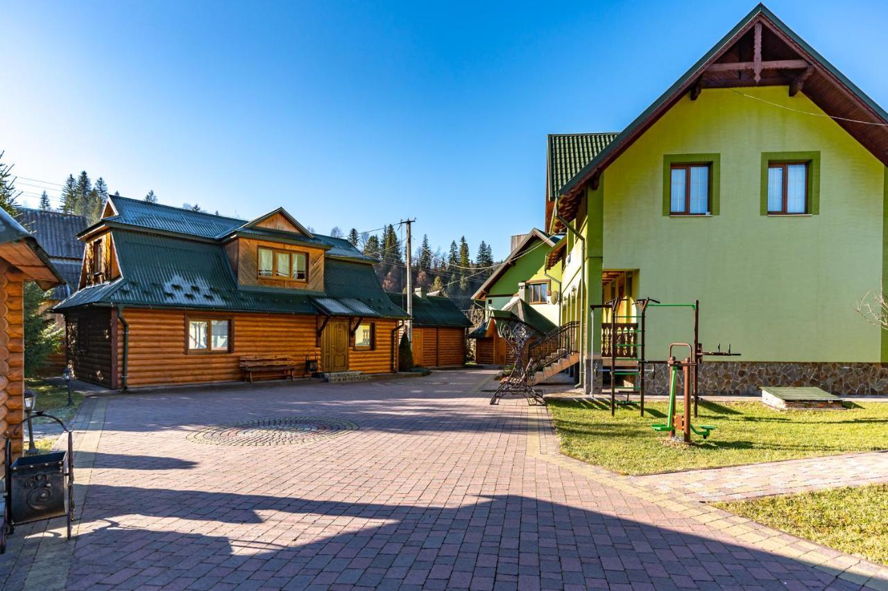 Emerald House Mykulytschyn Exterior foto