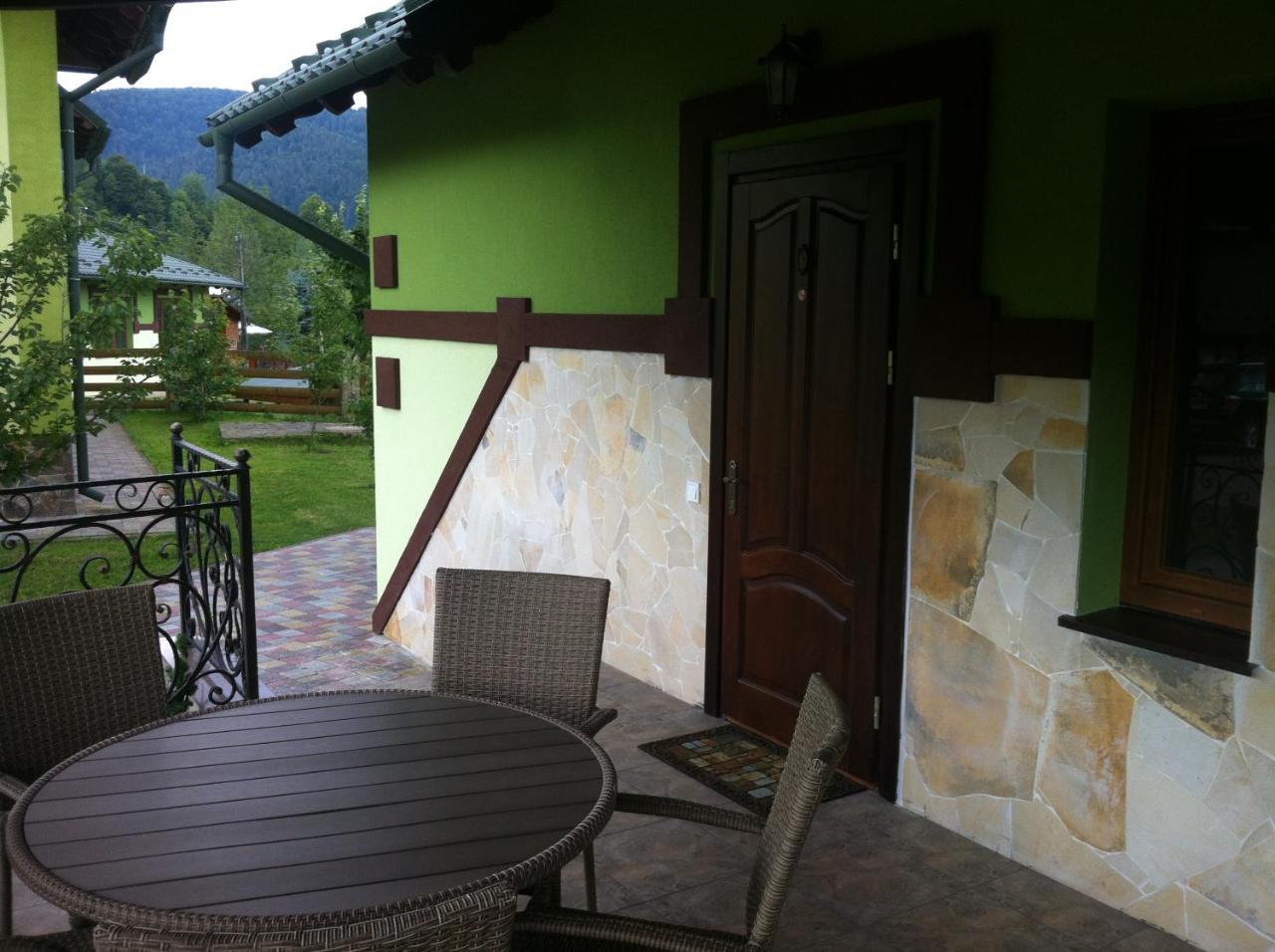 Emerald House Mykulytschyn Exterior foto