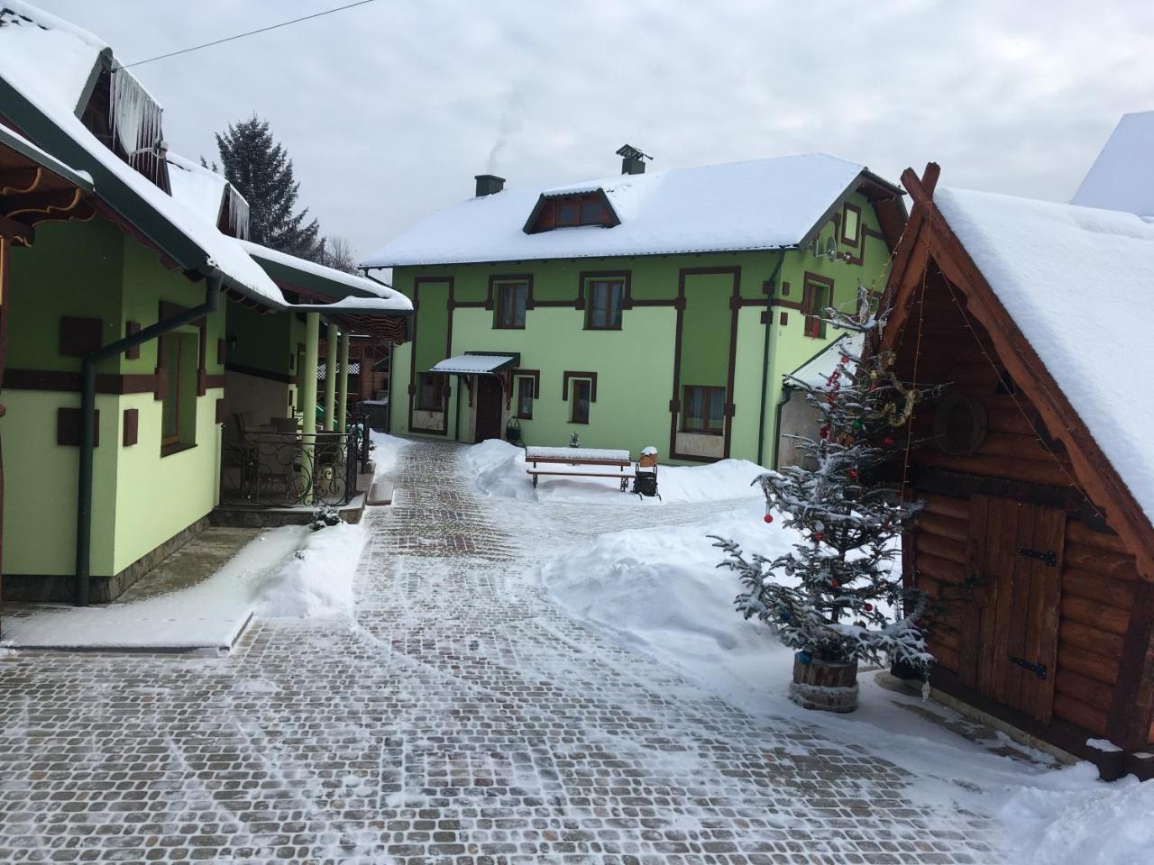 Emerald House Mykulytschyn Exterior foto